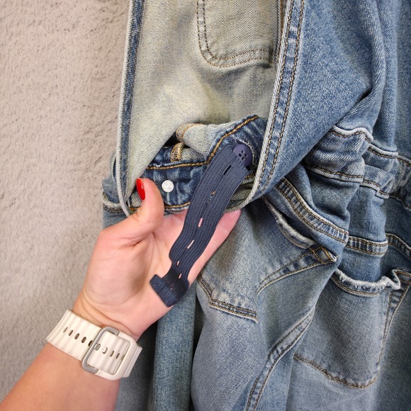 Ingrid and Isabel Maternity‎ Overalls Womens 2 Blue Denim Distressed Hem 36x27 - Picture 14 of 16